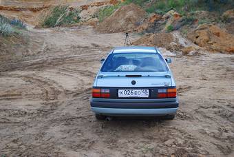 1990 Volkswagen Passat Photos