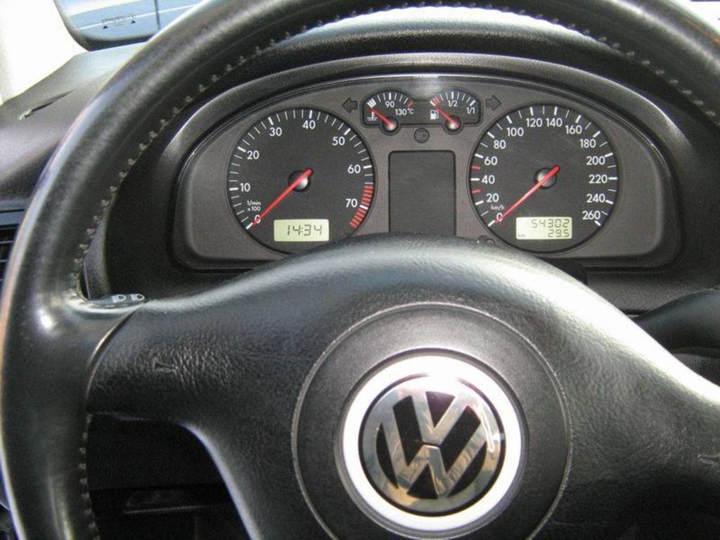 1999 Volkswagen Passat