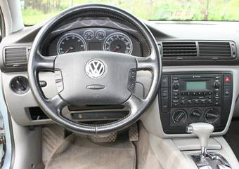 2001 Volkswagen Passat Photos
