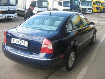 2003 Volkswagen Passat Images