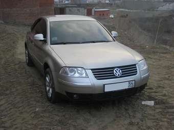 2004 Volkswagen Passat Photos