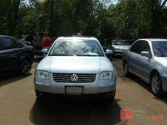 2004 Volkswagen Passat Photos