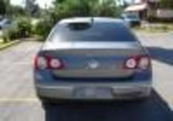 2005 Volkswagen Passat Pictures