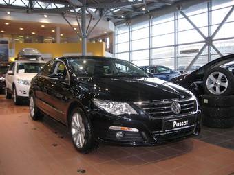 2008 Volkswagen Passat Photos