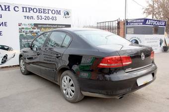 2011 Volkswagen Passat Pictures