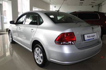2012 Volkswagen Polo Images