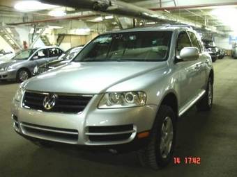 2004 Volkswagen Touareg Photos