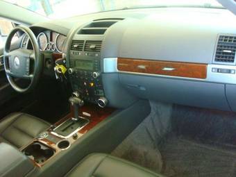 2004 Volkswagen Touareg Pics