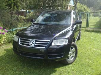 2004 Volkswagen Touareg Photos