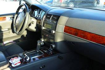 2005 Volkswagen Touareg Photos