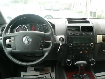 2005 Volkswagen Touareg For Sale