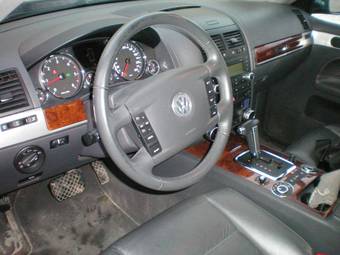 2008 Volkswagen Touareg Images