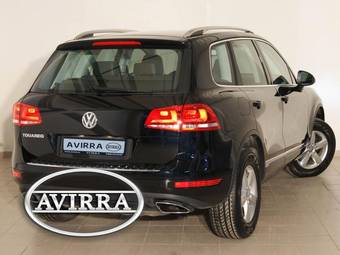 2012 Volkswagen Touareg Pictures