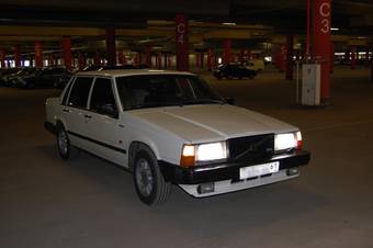 1985 Volvo 740 Wallpapers