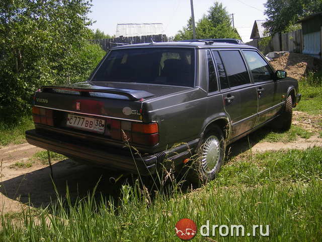 1986 Volvo 740 specs, Engine size 2300cm3, Drive wheels FR or RR