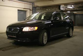 2008 Volvo S40 Photos