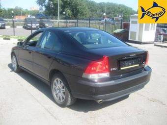 2004 Volvo S60 Pictures