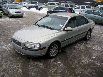 1999 Volvo S80 Pictures