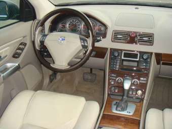 2003 Volvo XC90 Pictures