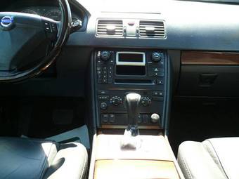 2005 Volvo XC90 Pics