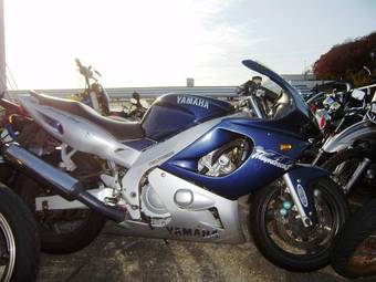 1998 Yamaha YZF Pictures