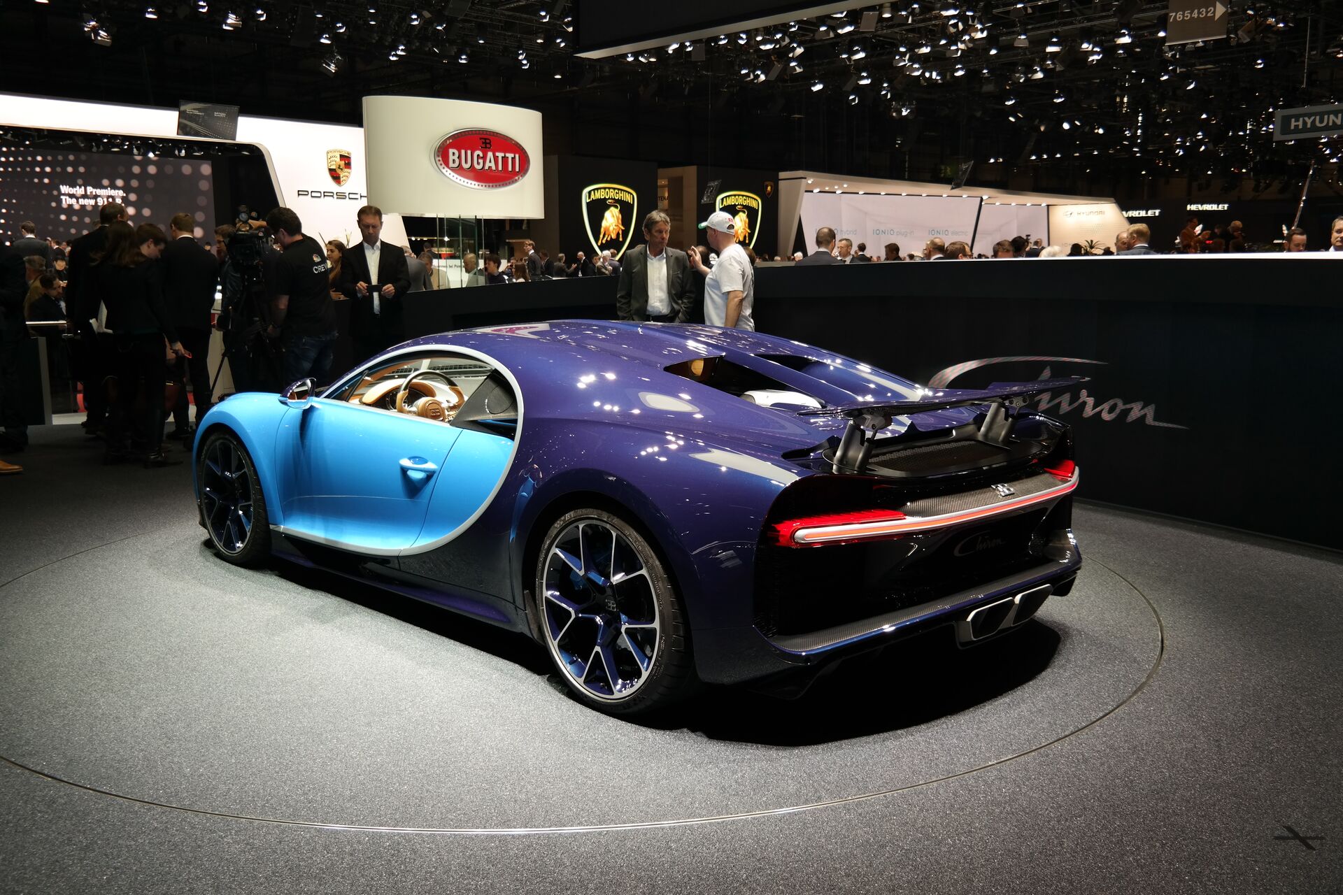 Bugatti Chiron 2016 - present Specs and Technical Data, Fuel