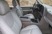Chevrolet Suburban (GMT800) 8.1 i V8 4WD 2500 (344 Hp) 2001 - 2004