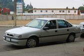 Opel Vectra A (facelift 1992) 1.6i CAT (75 Hp) 1993 - 1995