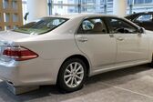 Toyota Crown Royal XIII (S200, facelift 2010) 3.0 i-Four V6 24V (256 Hp) 4WD Automatic 2010 - 2012